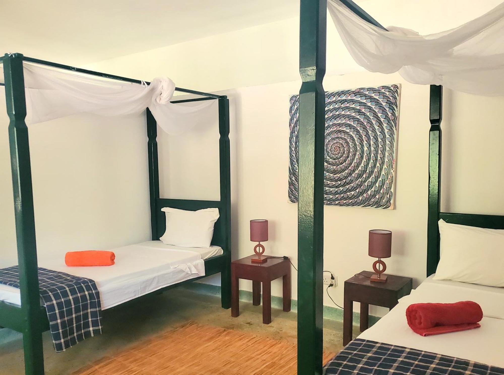 พรอมิสต์ แลนด์ ลอดจ์ Hotel คิซิมคาซิ ภายนอก รูปภาพ
